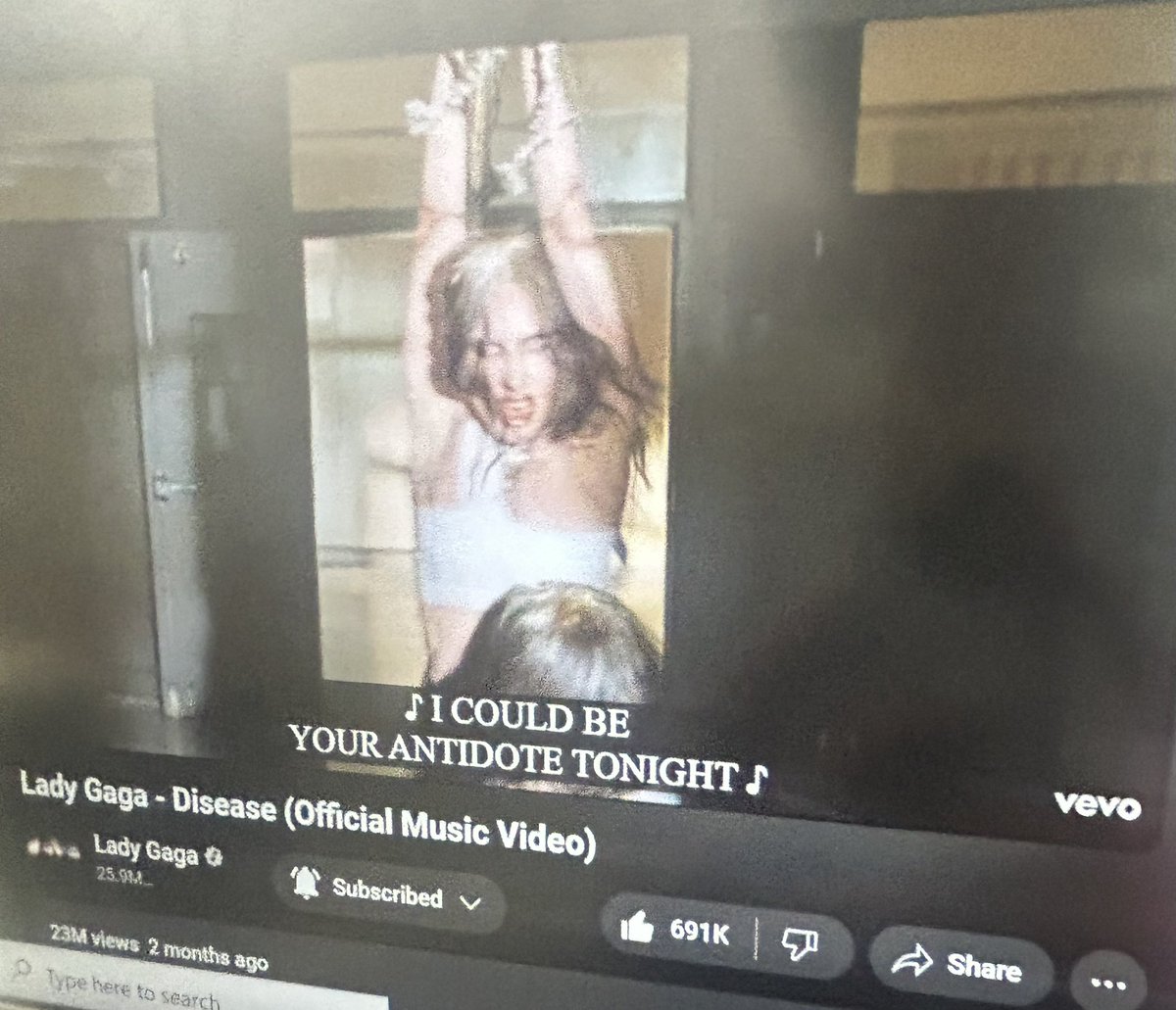 gagasmayhem's tweet photo. its crazy how disease is still so good to listen to.. i usually get tired of songs about 1 week after release but disease is different…  #LG7 #GAGA  #inschool #helpme https://t.co/3hx014Lbej