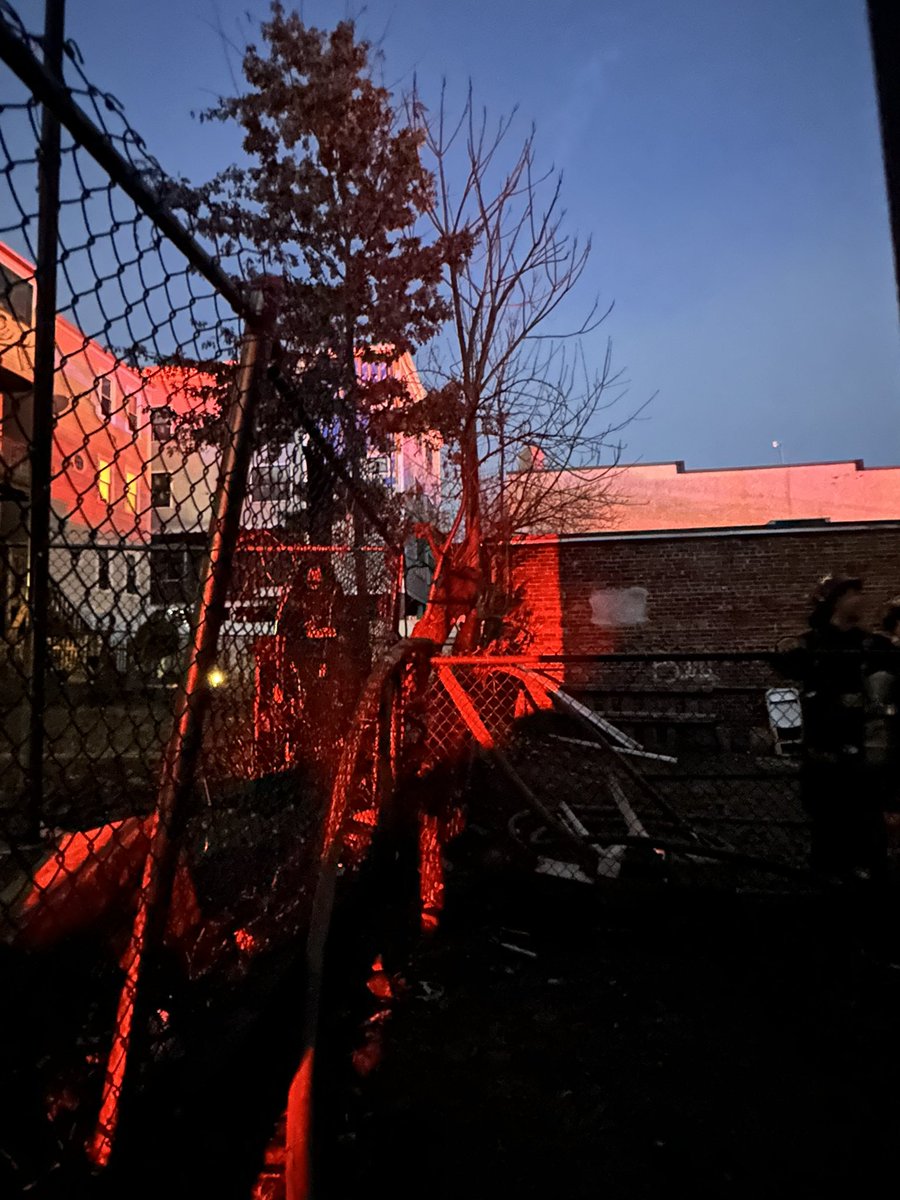 Boston Fire Dept. tweet media