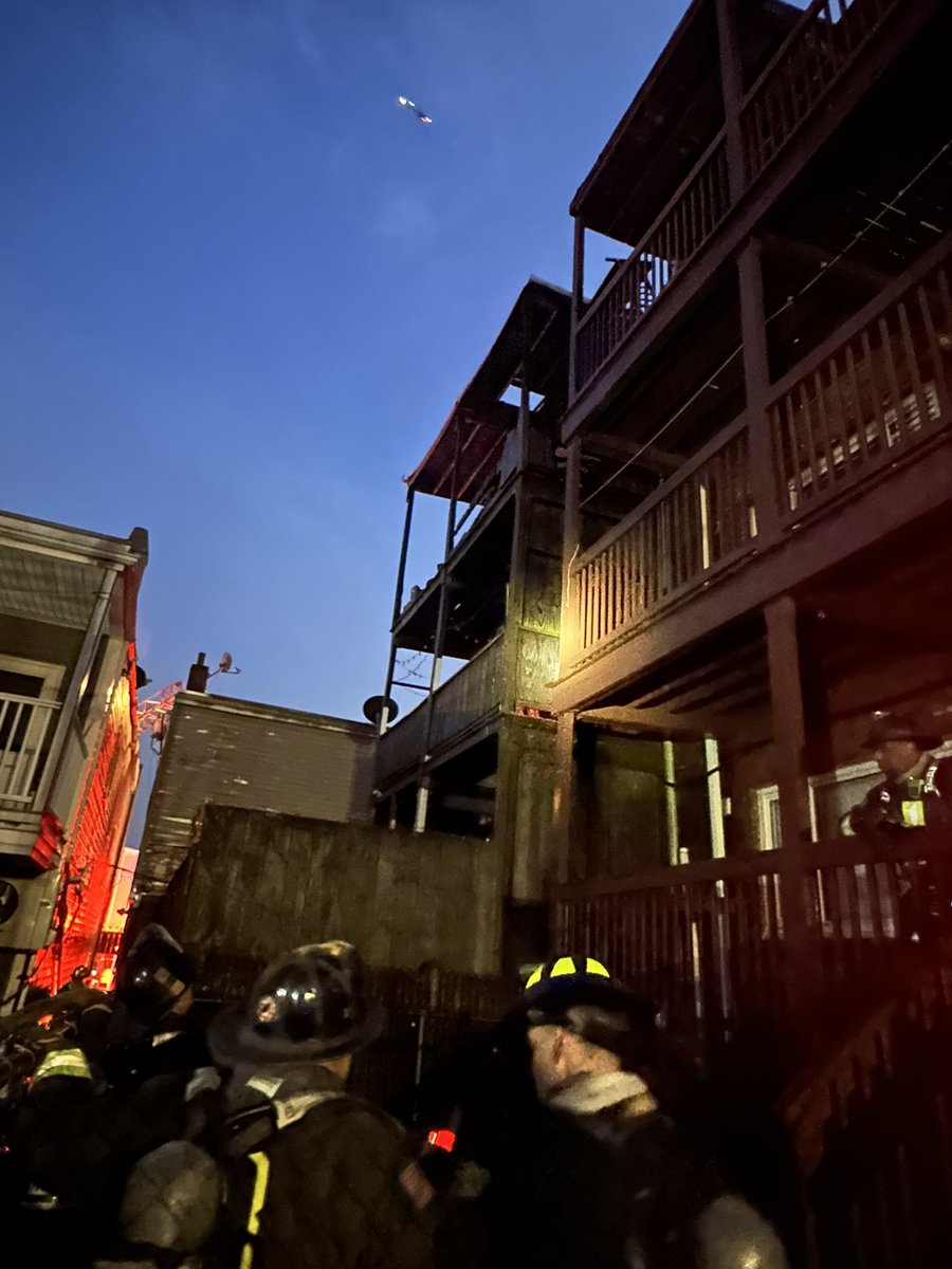 Boston Fire Dept. tweet media