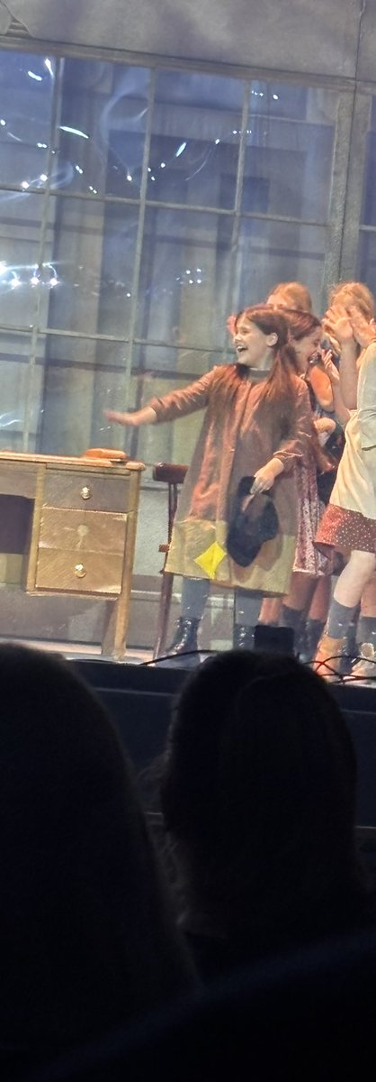 ✨Super proud Poppy✨Mrs Maden and I loved it. Great seats to spot you 🩷🌟 what a show! <a href="/MrsMaden_CCPS/">MrsMaden 🇪🇸</a> <a href="/CorpusChristi_K/">Corpus Christi PS</a>