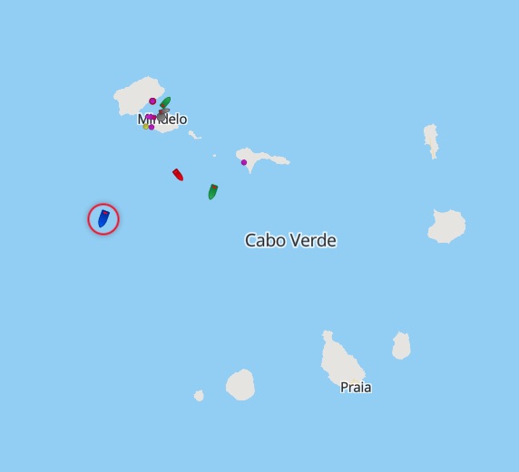 HenriHelvetica's tweet photo. 🗣️ Me (FaceTiming my parents): Ya, there's some political drama. We're dropping to -24°C next week...
🗣️ My parents:🛳️ ☀️, 🏖️ giving 0-fux. Southern Hemisphere bound! #ReverseParenting https://t.co/SLk71Qft2V