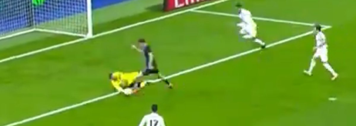 S_BorjaP's tweet photo. Y el árbitro va a indicar…. ROBO PARA EL CELTA … https://t.co/6fftfWhjDT