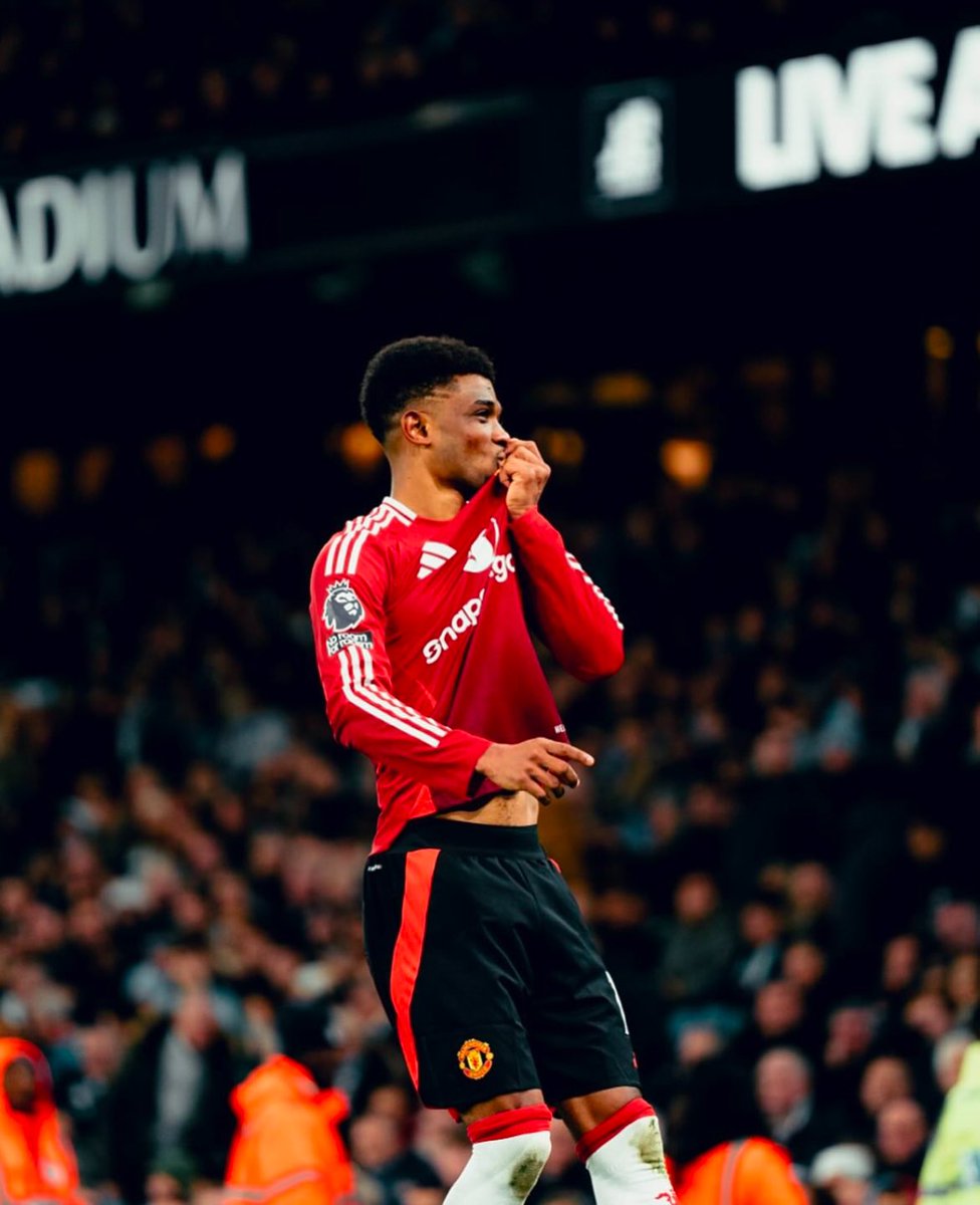 Jareddand29's tweet photo. The best player in Manchester https://t.co/XNQMtAj6NG