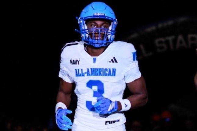Brett Greenberg (@brettgreenberg_) on Twitter photo National Analysis: Alabama CB signee Chuck McDonald shined in <a href="/AABonNBC/">Navy All-American Bowl</a> action last week!
More from @cpetagna247 on the next Mater Dei (Calif.) standout headed to the Crimson Tide secondary:
‘One of the cleanest prospects overall at the position’
(VIP) bit.ly/40zM6tQ National Analysis: Alabama CB signee Chuck McDonald shined in <a href="/AABonNBC/">Navy All-American Bowl</a> action last week!
More from @cpetagna247 on the next Mater Dei (Calif.) standout headed to the Crimson Tide secondary:
‘One of the cleanest prospects overall at the position’
(VIP) bit.ly/40zM6tQ