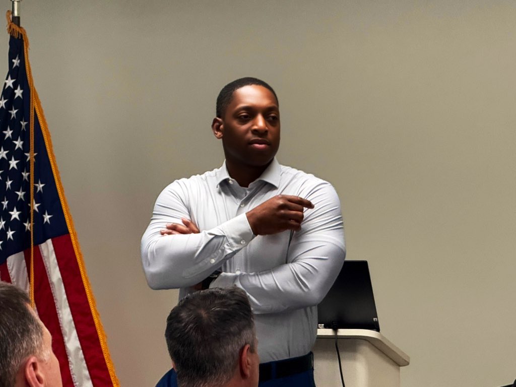 Demoine Clark tweet media