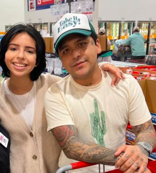 <a href="/yaya11_99/">yaya 11_99</a> Pareja del año

#Dimecómoquieres #Nodangela