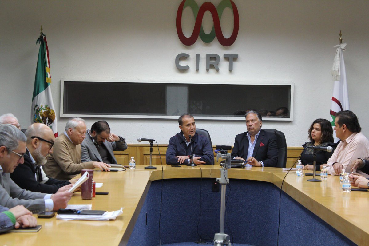 cirtmx's tweet photo. Representantes de la industria y los líderes sindicales, continuamos con las propuestas de negociaciones del Contrato Ley 2025. Reafirmando nuestro compromiso con el diálogo constructivo y la unidad laboral, promoviendo el respeto, la equidad y el fortalecimiento de la industria. https://t.co/9baqDCeitd