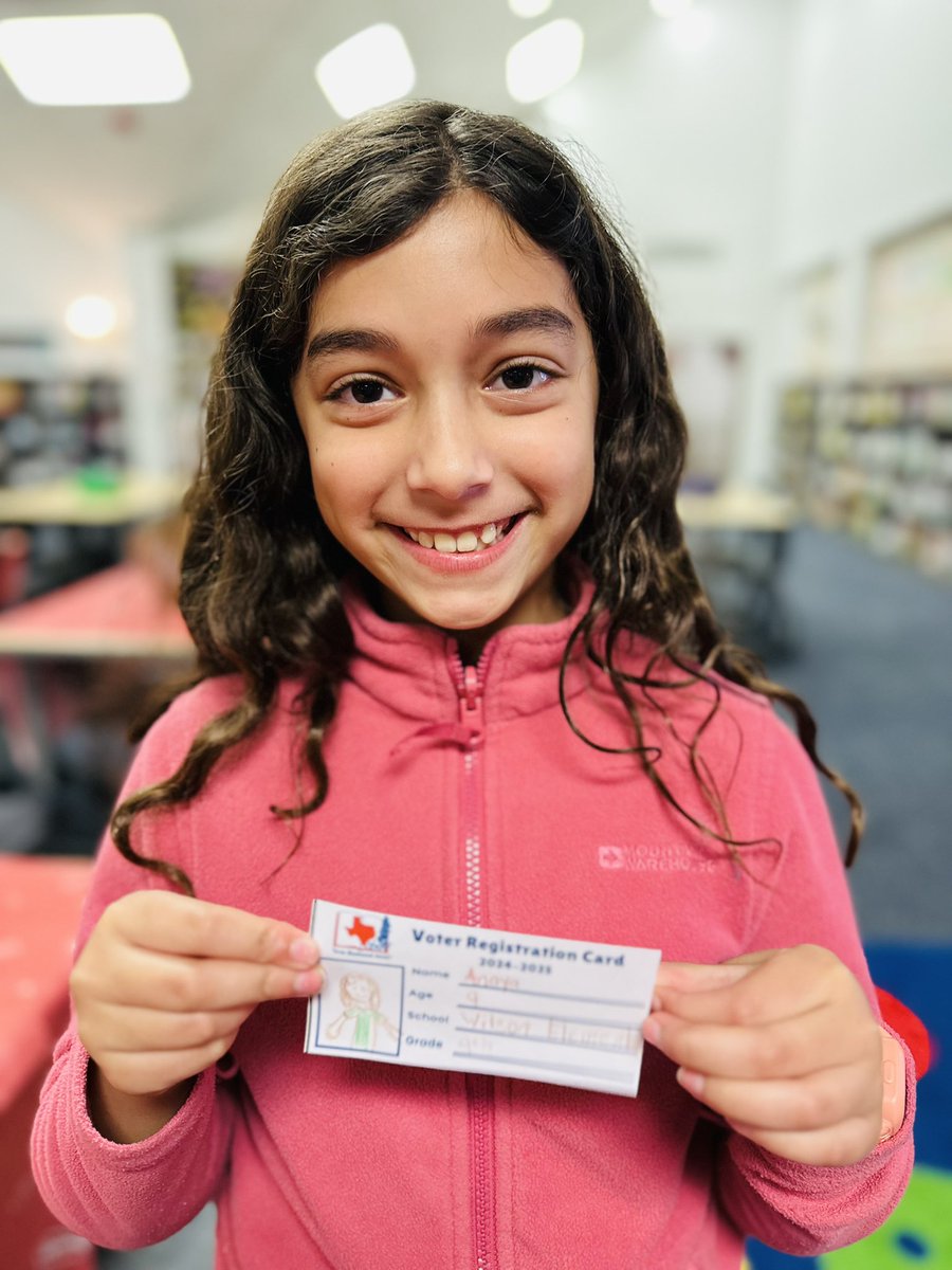 wilsonreads's tweet image. Bluebonnet Book Bash was lots of fun! Yummy treats, board gaming and voting for our top book was a hit. @TXLA @CISDlib @gowilsonrangers