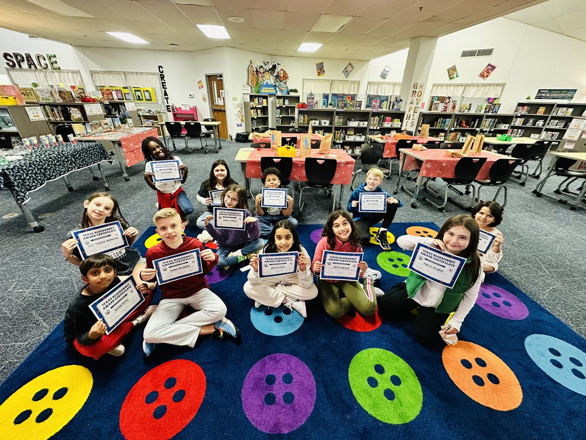 wilsonreads's tweet image. Bluebonnet Book Bash was lots of fun! Yummy treats, board gaming and voting for our top book was a hit. @TXLA @CISDlib @gowilsonrangers