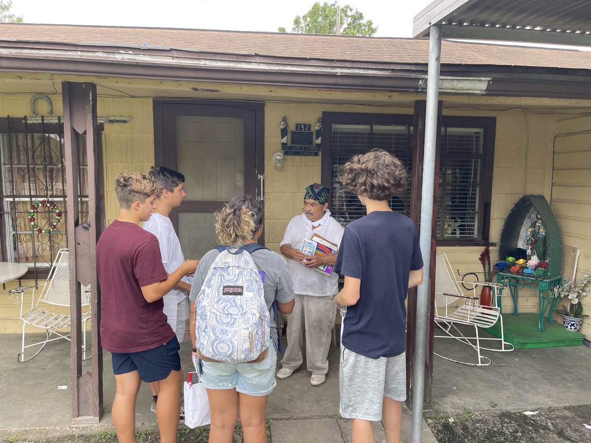servantlife's tweet photo. Just like you wouldn't go on a trip without first packing the right clothing and gear, you shouldn't go on a mission trip without first preparing your mind and heart.

https://t.co/C9rLSGdefj https://t.co/GUad86Hra1