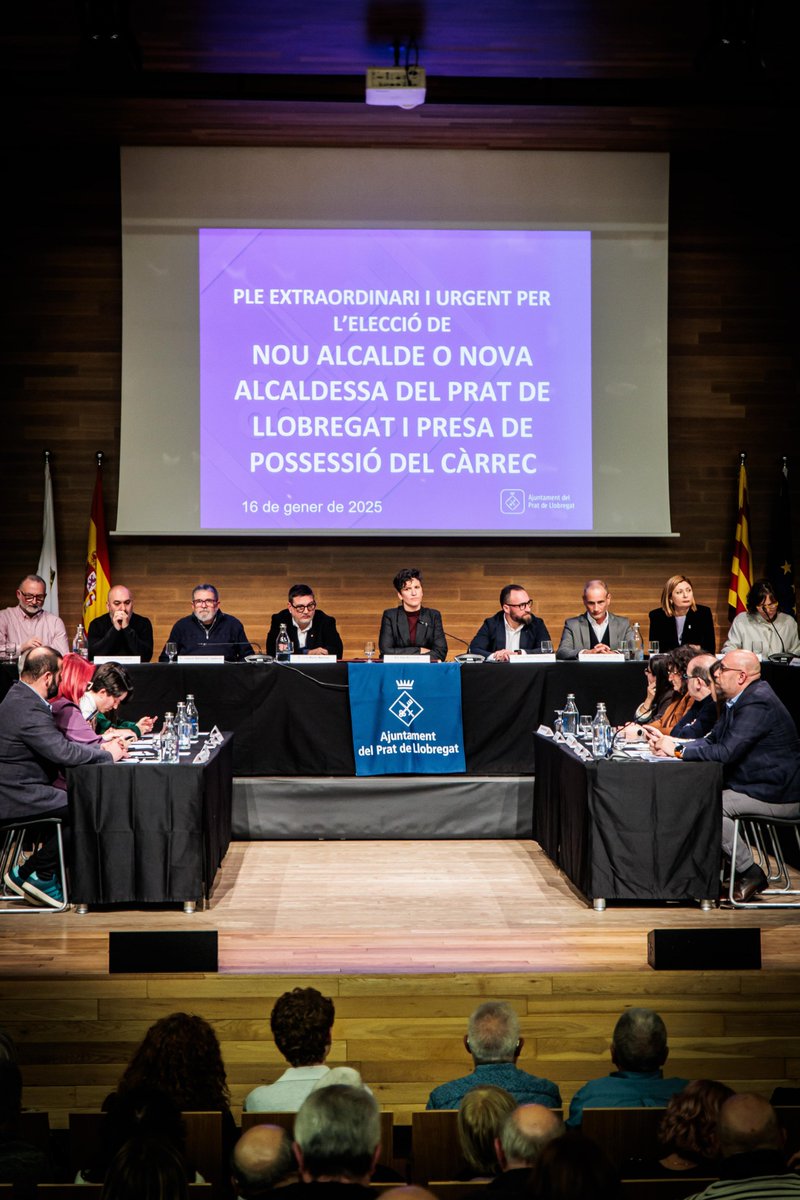 Tanca les intervencions d'aquest #PledelPrat Alba Bou amb el que és el seu primer parlament com a alcaldessa.