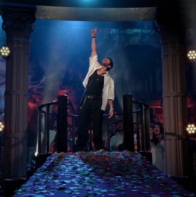 "Yeh ghar mera hai, aur main iss ghar ka Karanveer Mehra."

Karanveer had one of the most iconic journey in Bigg Boss 18. He experienced it all - friendships, fights, love, betrayals, highs, and lows. A complete package.

His journey video had the potential to be so much better