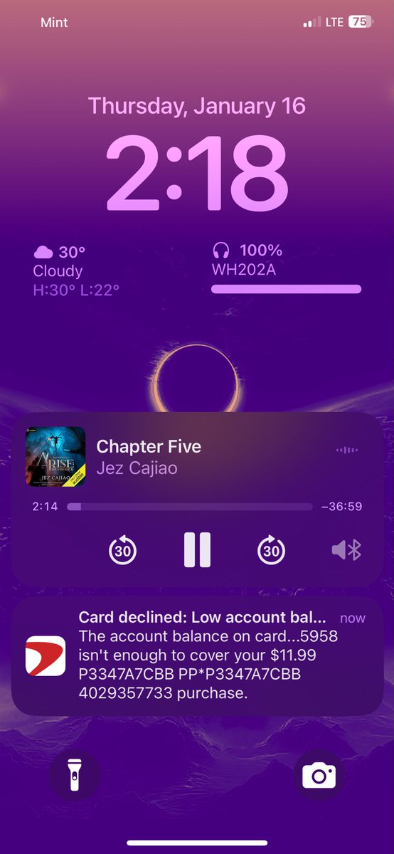 fatchefboi's tweet photo. @CapitalOne I wonder why my balance is too low? https://t.co/QmxeigF1Gk
