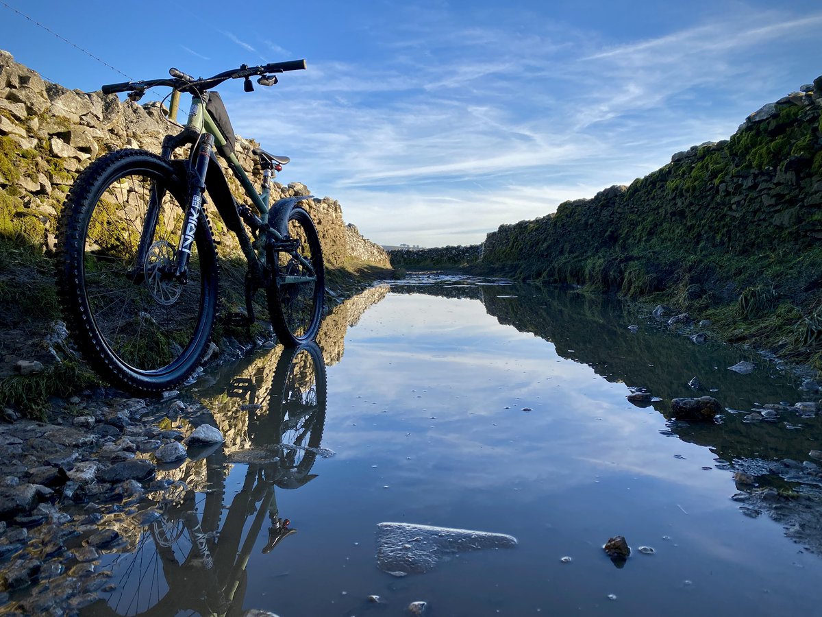 If you ride for long enough, the fog clears and the brightness returns…
It did for me yesterday anyway 😎
#getoutandride #mtb #mtbphilosophy