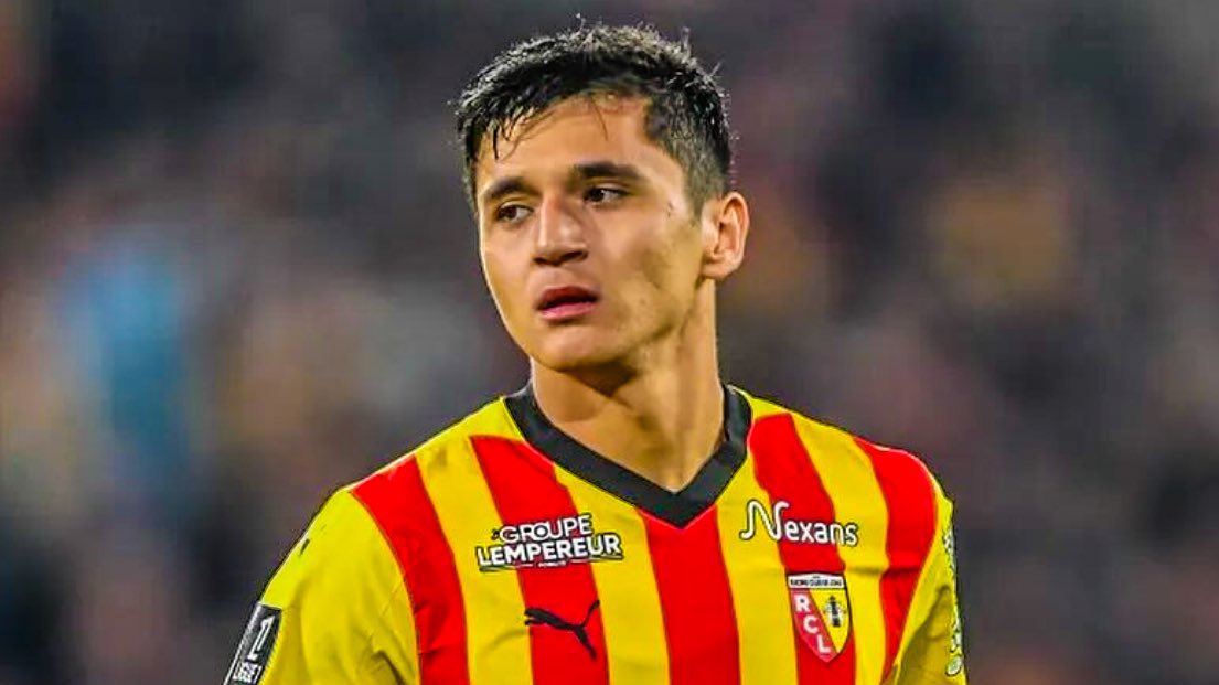 eurofootcom's tweet photo. 🚨🔵 𝐁𝐑𝐄𝐀𝐊𝐈𝐍𝐆 | Manchester City, here we go for 3 players! Vitor Reis (18), Abdukodir Khusanov (20) and now Omar Marmoush (25), reports @FabrizioRomano! 💰 https://t.co/mAArURjrBW