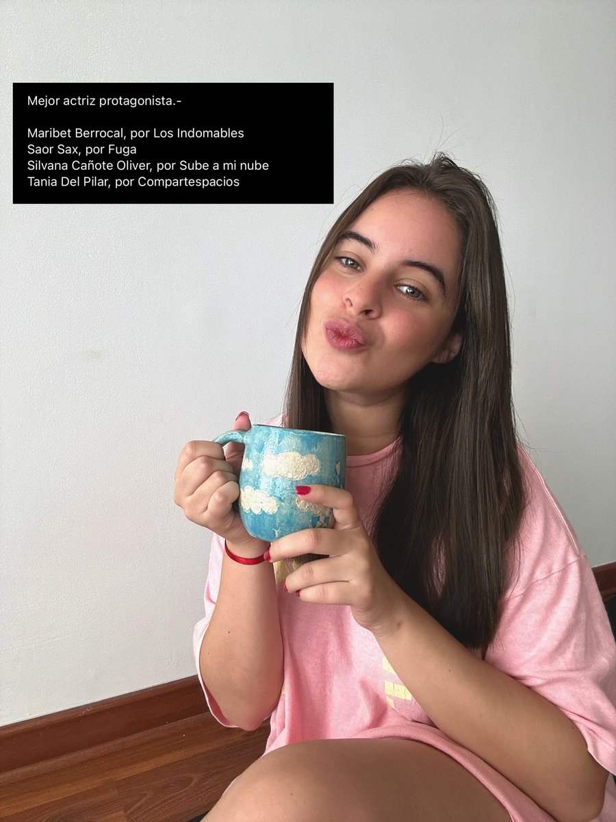 Hace unos días amanecí con la noticia de mi nominación como mejor actriz protagonista x Sube a mi nube en los premios APRECI. Muy feliz, muy feliz, muy feliz, porque con distancia puedo disfrutar de un proyecto que disfruté, pero que también costó sus lágrimas. Gracias 💖