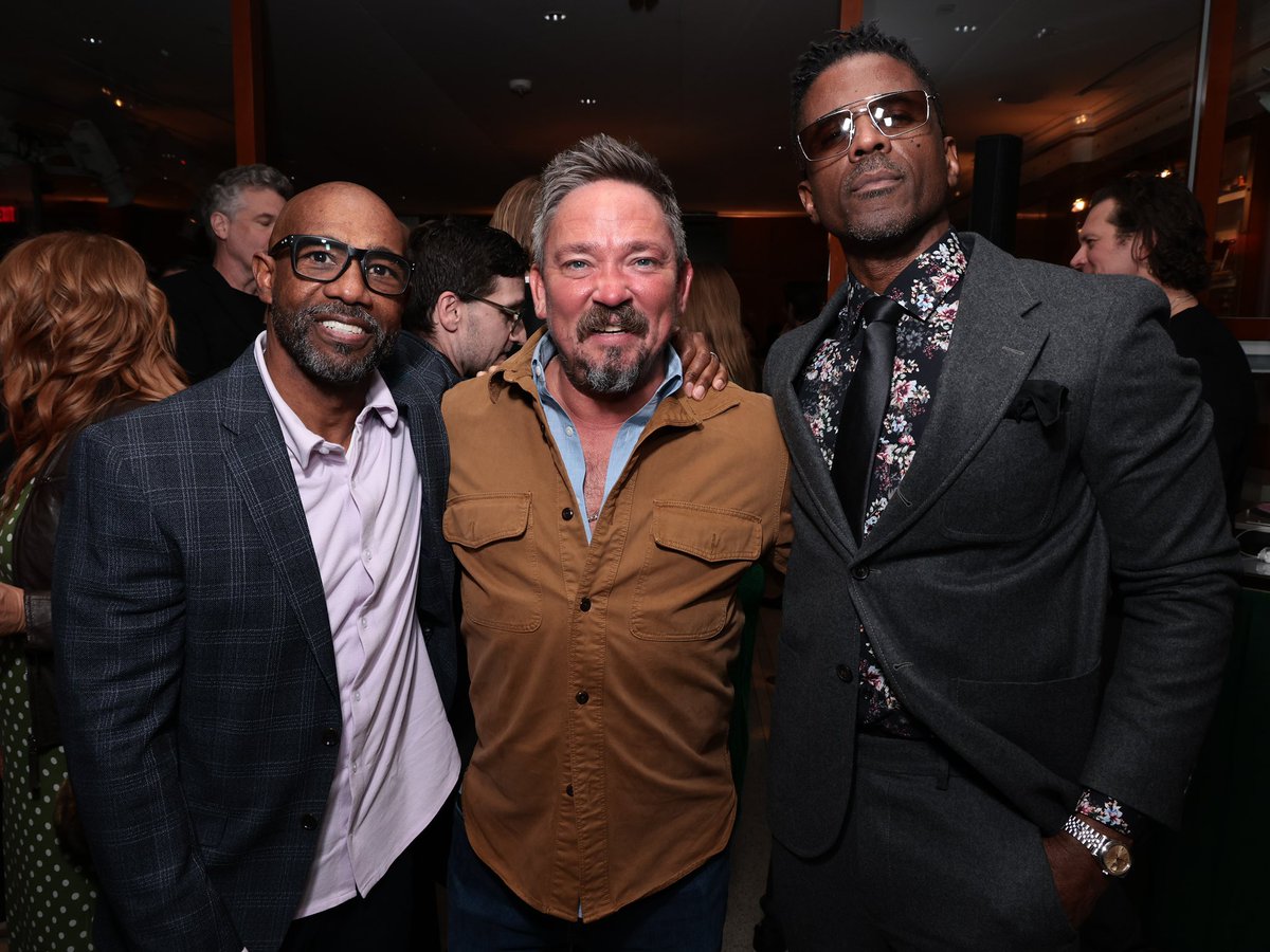 ThatRobKirkland's tweet photo. Thx @paramountco fam for a memorable #Goldenglobes celebration. 
Friends new &amp; old from this event, from around LA, have since lost their homes.  Link in bio If u’d like 2 support the relief effort ❤️‍🩹
@paramountplus @kingstown @Yellowstone @YellowstoneFans 
#tbt #LosAngelesFires https://t.co/e5YHftYteb
