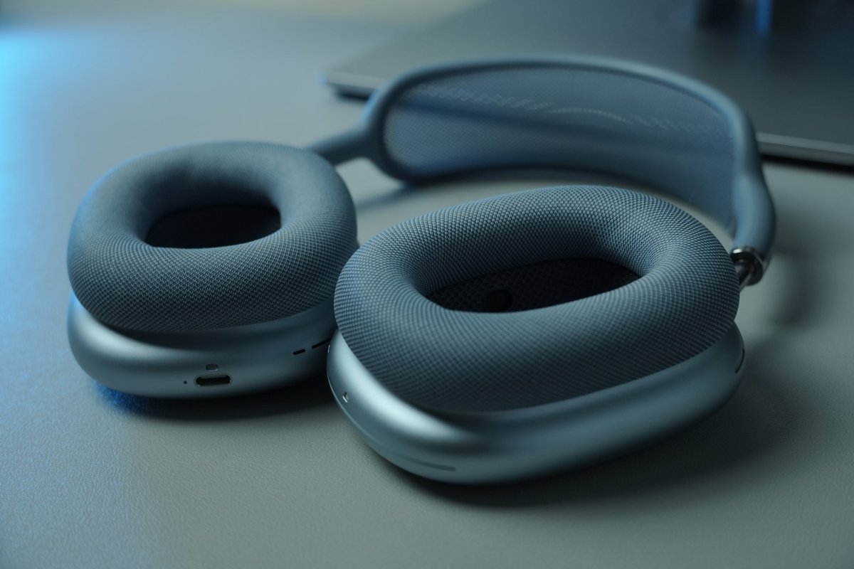jamestechtalk's tweet photo. Thoughts on the AirPods Max USB-C?

I’ve sent mine back. https://t.co/ri934kOCN3