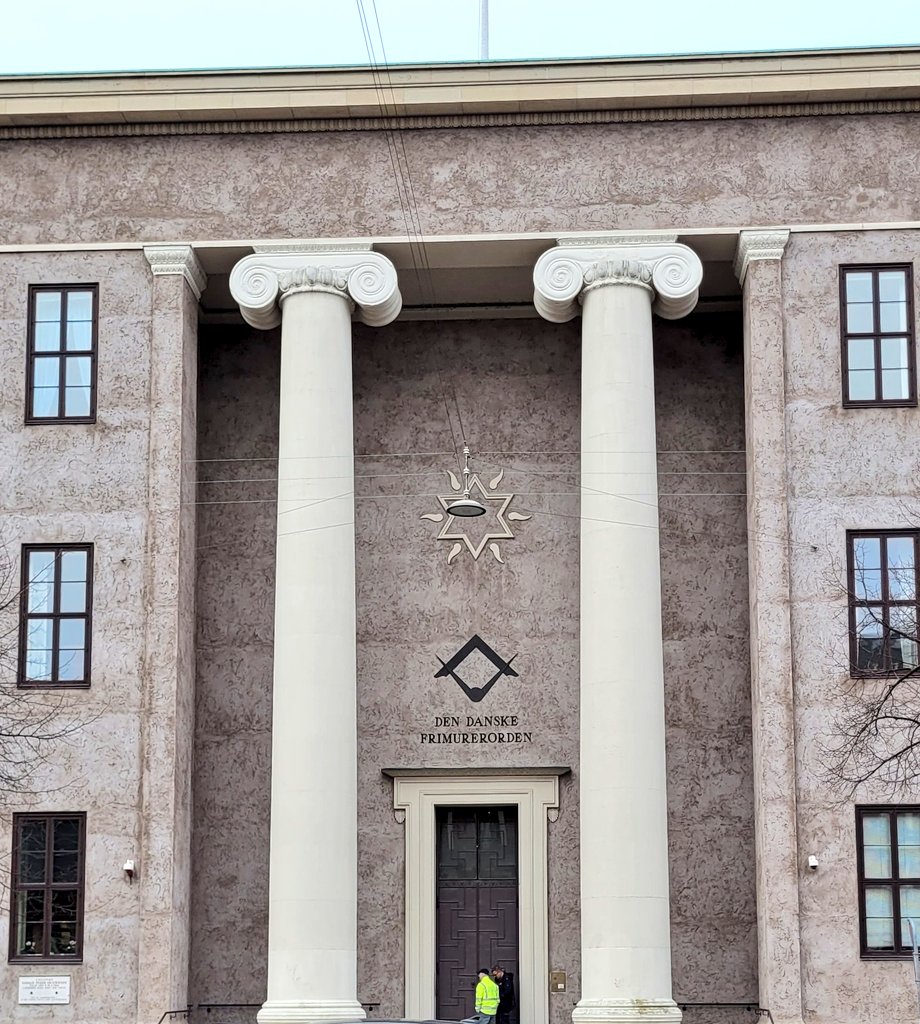 James Robertson tweet media