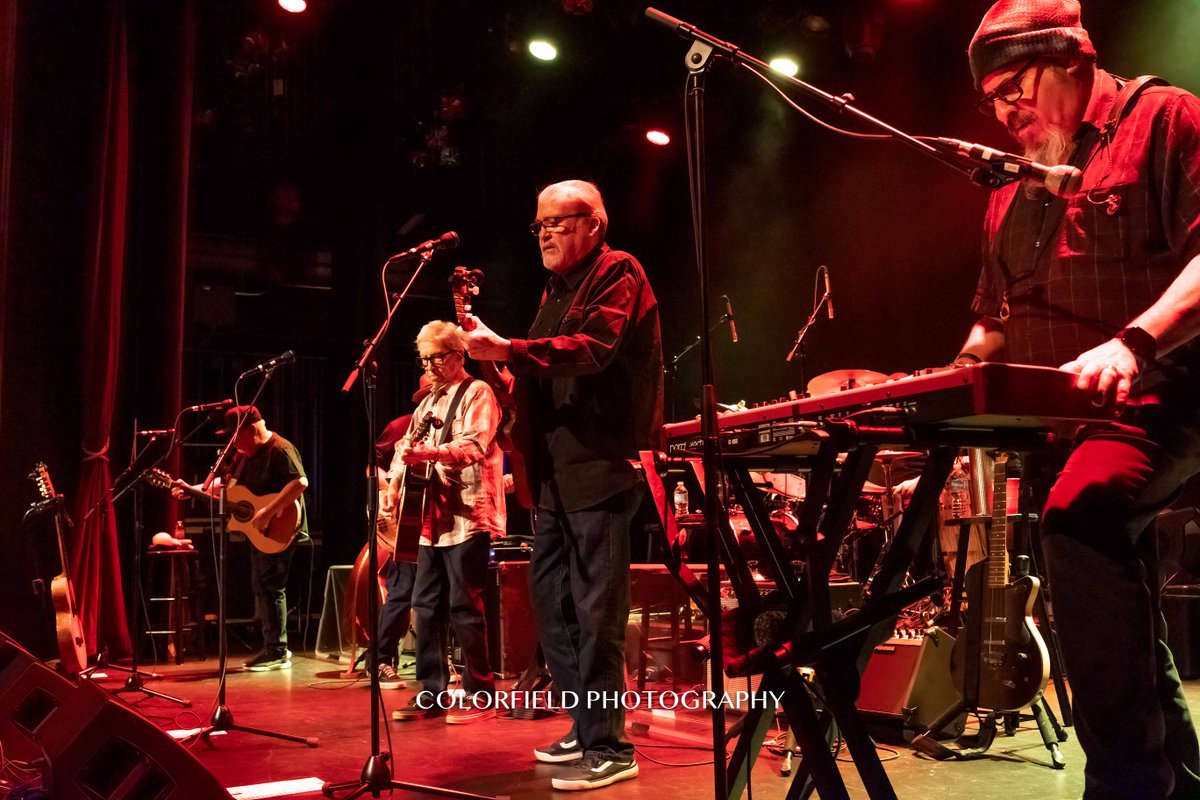 Los Lobos tweet media