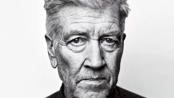 Hoy se ha quedado un día feo. Ha muerto uno de los grandes. Ahora empatizo con aquellos que recordaban el día que murió Ford o Hitchcock. Se ha ido Lynch. Vaya faena.