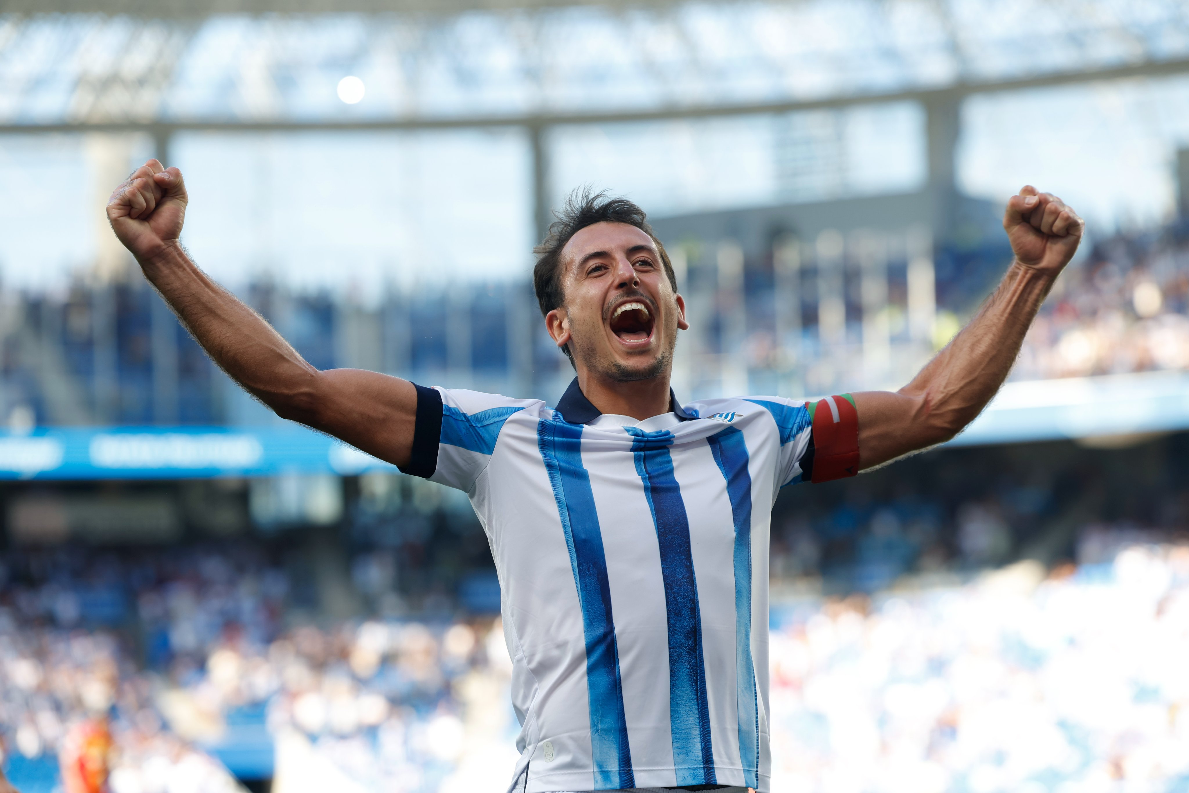 OptaJose on X: "1+1 - Mikel Oyarzabal is the first Top 5 European League  player who, in any competition, has scored and assisted in two different  games in 2025, both in the