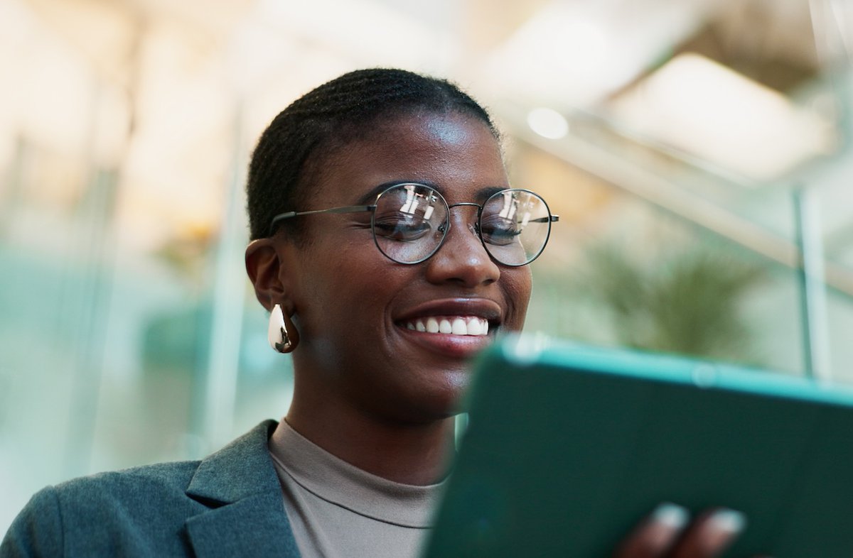 Style Nine to Five (@styleninetofive) on Twitter photo Would you wear socks and sandals to a job interview? 🤔 Then why is your resume screaming 2010? Let’s style it up and make it look couture. 🖋️✨ #resumetips #careeradvice styleninetofive.com/2025/01/16/you… Would you wear socks and sandals to a job interview? 🤔 Then why is your resume screaming 2010? Let’s style it up and make it look couture. 🖋️✨ #resumetips #careeradvice styleninetofive.com/2025/01/16/you…