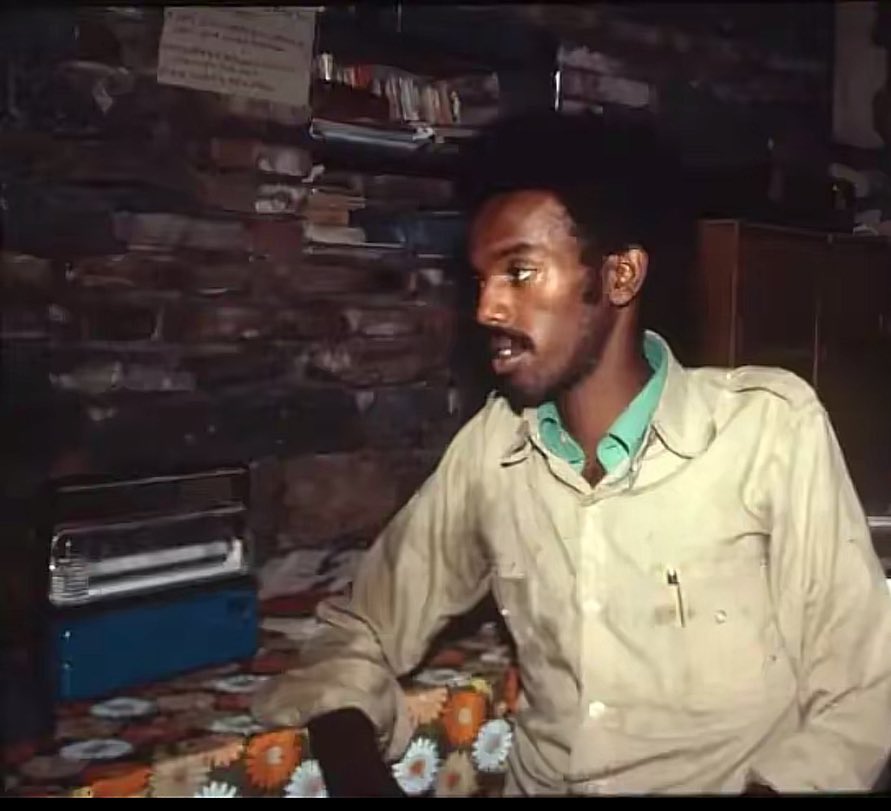 Leila68488345's tweet photo. ኩሉ ግዜ ፍጹማት ኣይነበሩን፡ ድምጾም፡ ቃልሶምን ዛንታታቶምን ኣብ ልብና 💙ኣይንርስዖምን ኢና።
ክሳብ ዝግብኦም ፍትሒ ዝረኽቡ ቃልሲ ክንቅጽል ኢና።#Eritrea #Meley #RegimeChangeInEritra https://t.co/iBLpLJNj9t