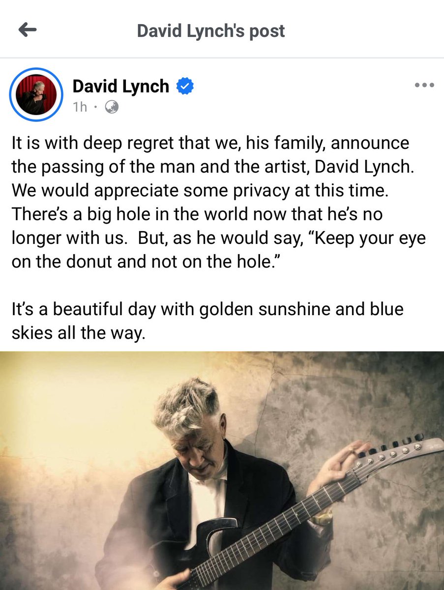aaakkmm's tweet photo. on no…😭😭😭デビッド・リンチが亡くなった。去年肺気腫になってもう外に出て監督できないと言ってた。でもこのポストがあまりに気が効いてる。「世界に大きな穴が空いてしまいましたが彼がいつも言っていたように『穴ではなくドーナツを見続けましょう』」😭🍩しかも天気予報で締め括り❤️RIP🙏 https://t.co/EpabUZGVKh