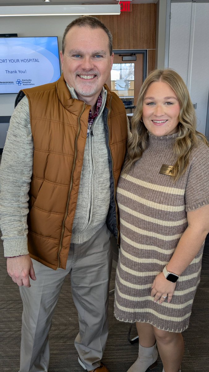 jasondwarren70's tweet photo. Excited to hear of Zoe Kirkwood's plans to pursue Nursing at HCC! Always enjoy meeting HCHS Student Ambassadors when they attend Rotary. Impressive group of students! They are our future! https://t.co/NcKiWXFtkU