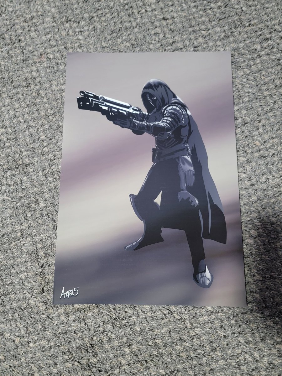 smitty9190's tweet photo. @A_dmg04 @Artful_5 does some amazing guardian portraits! Here's some he did of my hunter. And a quick Shaxx sketch he did on the box https://t.co/nwkG1SToPi