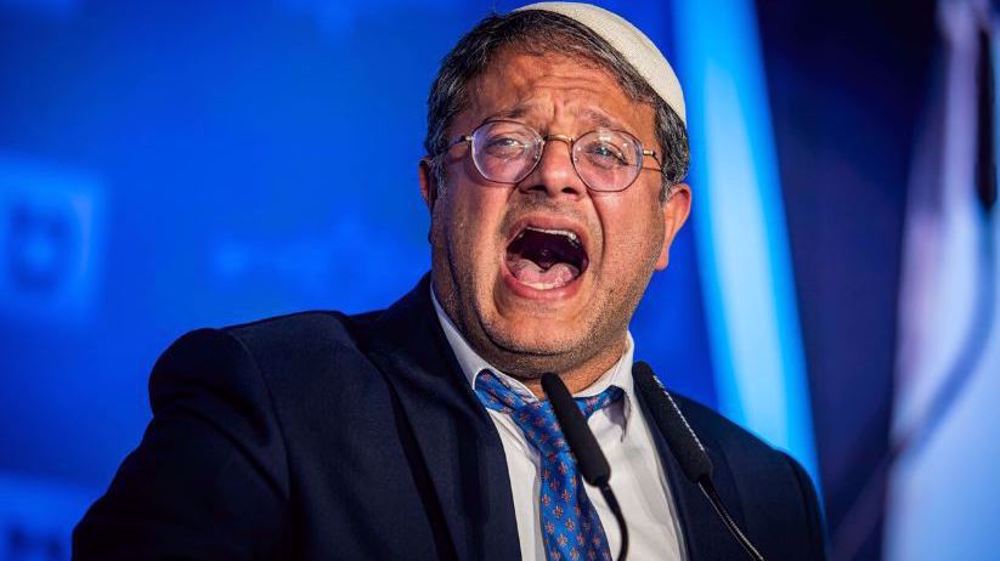 DD_Geopolitics's tweet photo. 🇮🇱 Israeli Government is Falling Apart

Itamar Ben Gvir, leader of the far-right Otzma Yehudit party in Netanyahu’s coalition, has announced his party will leave the government once the Gaza ceasefire deal takes effect.

Ben Gvir called the agreement a “disgraceful deal” and a defeat for Israel, stating:
“We are prepared to pay the price to release the hostages, but what is on the table in the deal is heavier than we can bear.”

He further criticized the celebrations in Gaza and the West Bank, saying they highlight “who truly submitted and surrendered in this war.”