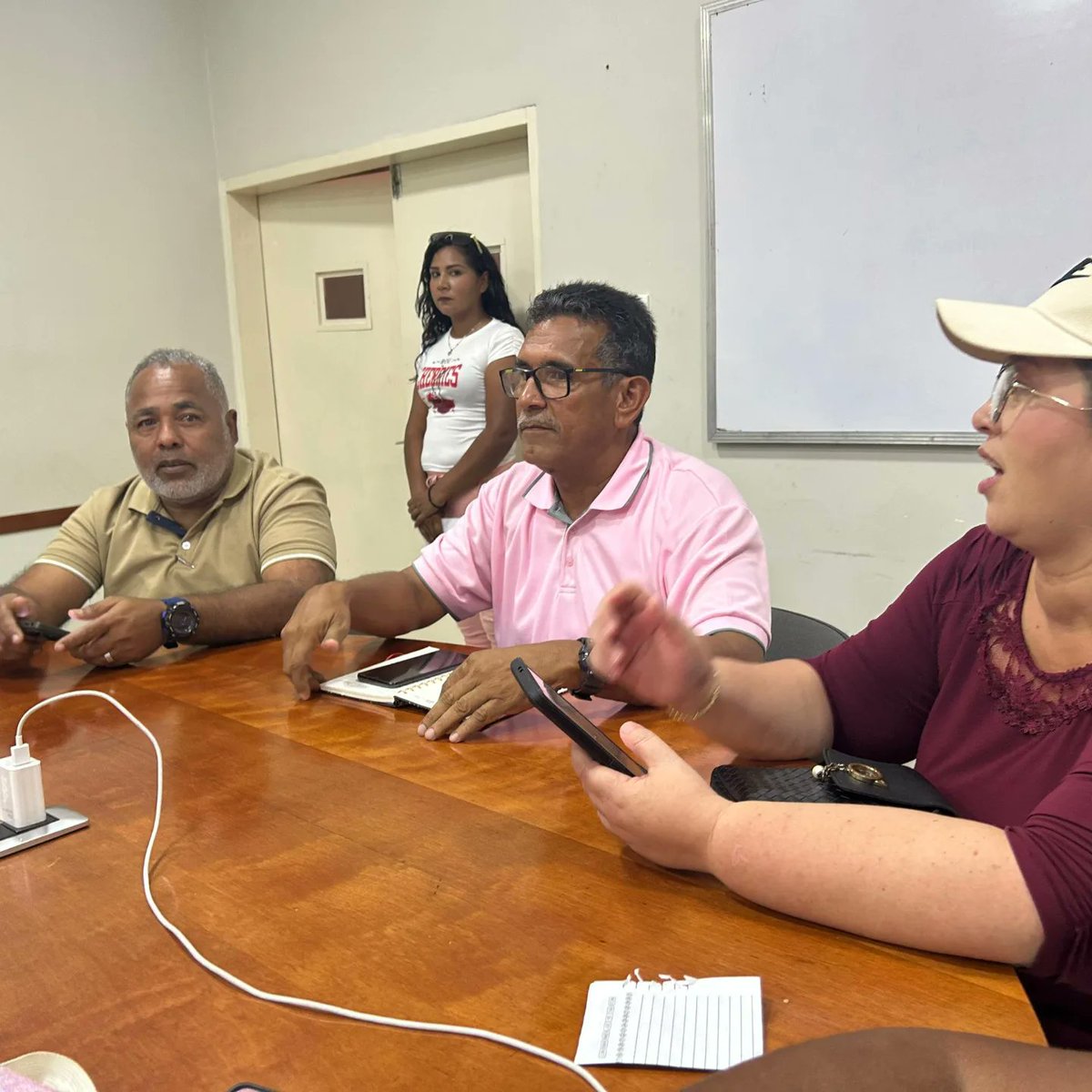 VictorJulioGo's tweet photo. Primera reunión organizativa y de planificación del equipo político municipal. Seguimos en la construcción de nuevas victorias. Preparados para un 2025 de batallas, conquistas para el desarrollo de la Patria https://t.co/r8TQJCHJ8h