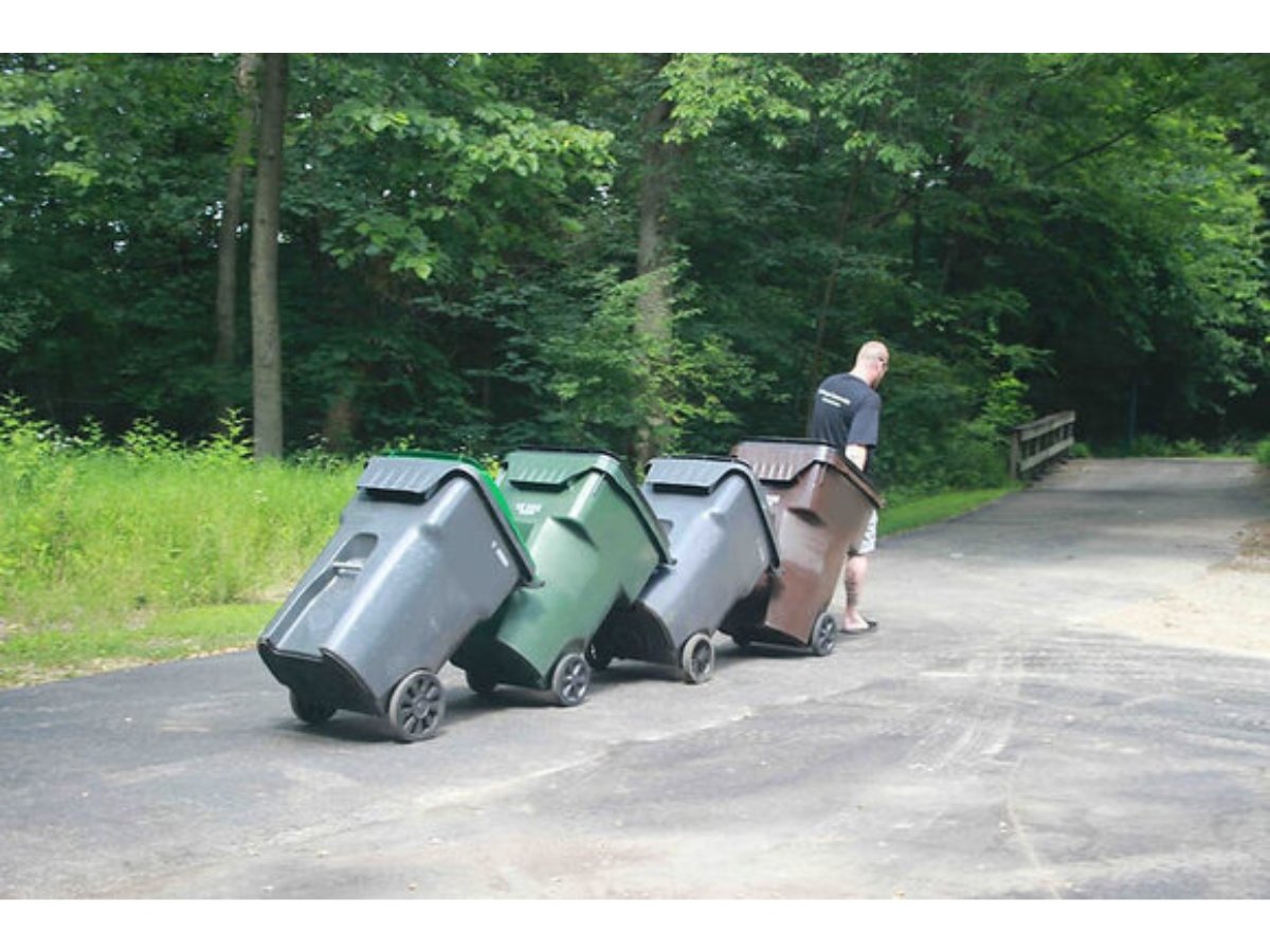 SubmitMyPR's tweet photo. Garbage Commander Introduces Haul Master for Long Drive Garbage Hauling
https://t.co/hTCoeCUdtC
#GarbageHauling #SubmitMyPR #SubmitMyPressRelease https://t.co/7QU7tIiP4c