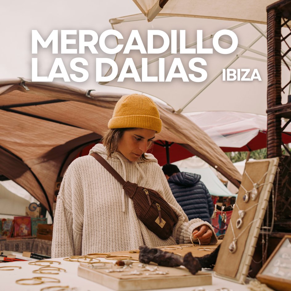 TurismeBalears's tweet photo. Desde su humilde inicio como un bar de carretera en 1994, #LasDalias ha evolucionado para convertirse en el epicentro de la creatividad, el espíritu libre y la esencia auténtica de la isla de #Ibiza.🎨

📆 En 1985, con solo cinco puestos, nació este icónico mercadillo hippy, que hoy cuenta con más de 250 puestos que ofrecen moda, artesanía y tesoros de todo el mundo. 🛍️

🕒 Horarios imprescindibles:
- Mercadillo Hippy: Sábados (todo el año) y domingos (de octubre a mayo) a partir de las 10h.
- Night Market: Lunes, martes y domingos, de junio a septiembre, de 19h a 00:30h.🌙
- Especial Navidad: Cada fin de semana de diciembre, ¡perfecto para tus regalos!🎁

📍 Cómo llegar:
En el km 12 de la carretera Eivissa-Santa Eulària-Sant Carles, a solo 5 km de Santa Eulària.
Más info en https://t.co/qdHZczvmN4 ➕

#eivissa #visitibiza #islasbaleares #illesbalears #lasdaliasibiza #mercadillo #hippy #travel #shopping #artesanía