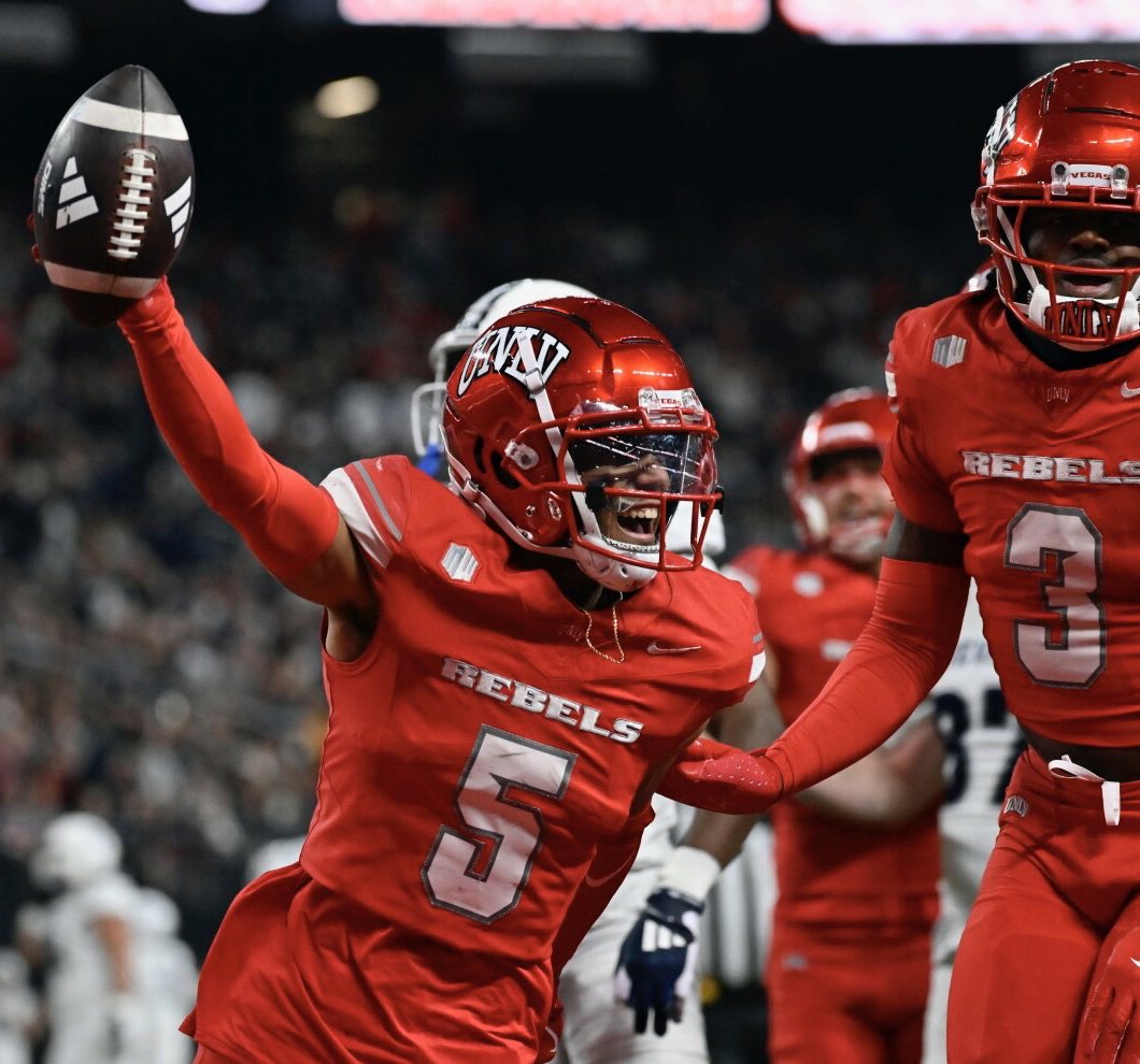 Derrick Johnson II (@dderrickjohnson) on Twitter photo After a great conversation with <a href="/CoachAMayes/">Adrian Mayes</a> I am extremely blessed to say I have received an offer from the University of Nevada Las Vegas!! <a href="/unlvfootball/">UNLV Football</a> <a href="/Da_DREAM47/">Akeem Davis</a> <a href="/CoachDJohnson23/">Coach Derrick Johnson</a> <a href="/MVNighthawkFB/">NIGHTHAWK FOOTBALL</a> <a href="/GregBiggins/">Greg Biggins</a> <a href="/BrandonHuffman/">Brandon Huffman</a> <a href="/adamgorney/">Adam Gorney</a> <a href="/ChadSimmons_/">ChadSimmons</a> <a href="/PGregorian/">Paul Gregorian</a> <a href="/K12Elite/">Keith Smith</a> After a great conversation with <a href="/CoachAMayes/">Adrian Mayes</a> I am extremely blessed to say I have received an offer from the University of Nevada Las Vegas!! <a href="/unlvfootball/">UNLV Football</a> <a href="/Da_DREAM47/">Akeem Davis</a> <a href="/CoachDJohnson23/">Coach Derrick Johnson</a> <a href="/MVNighthawkFB/">NIGHTHAWK FOOTBALL</a> <a href="/GregBiggins/">Greg Biggins</a> <a href="/BrandonHuffman/">Brandon Huffman</a> <a href="/adamgorney/">Adam Gorney</a> <a href="/ChadSimmons_/">ChadSimmons</a> <a href="/PGregorian/">Paul Gregorian</a> <a href="/K12Elite/">Keith Smith</a>