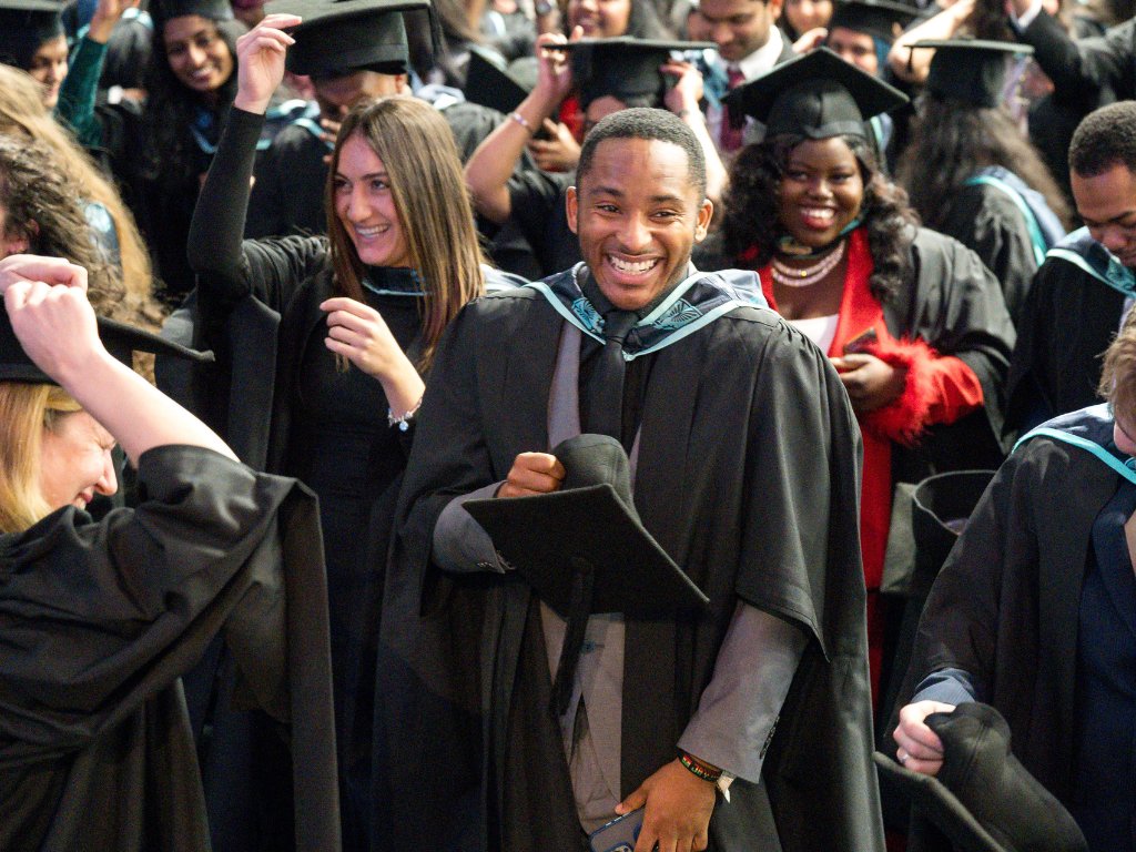 UEL_News's tweet photo. And that’s a wrap! 👏

Con-GRAD-ulations to all of our graduates and honorees who have celebrated with us this week! We can’t wait to watch the rest of your story. #UELWinterGrad #UELGrad2025 https://t.co/XtZLo4gC6x