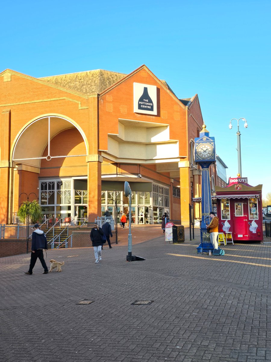 I went to visit Stoke-on-Trent (The Potteries) yesterday.
-
Taken from Samsung Galaxy S24 Ultra