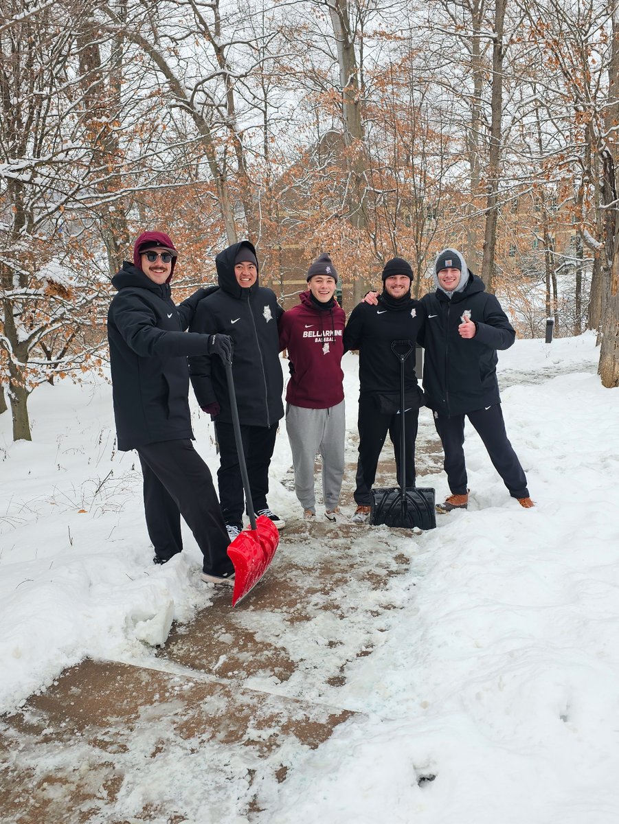 Throwback to the weekend when members of the <a href="/BUKnightsBSB/">Bellarmine Baseball</a> team traded bats for shovels. We’re so grateful for their hard work shoveling walkways near the Siena residence hall complex.