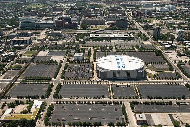 jmisci's tweet image. What an upgrade.

After 40 years, is Jerry Reinsdorf finally realizing that it’s a horrible idea to surround your stadium exclusively with parking lots?