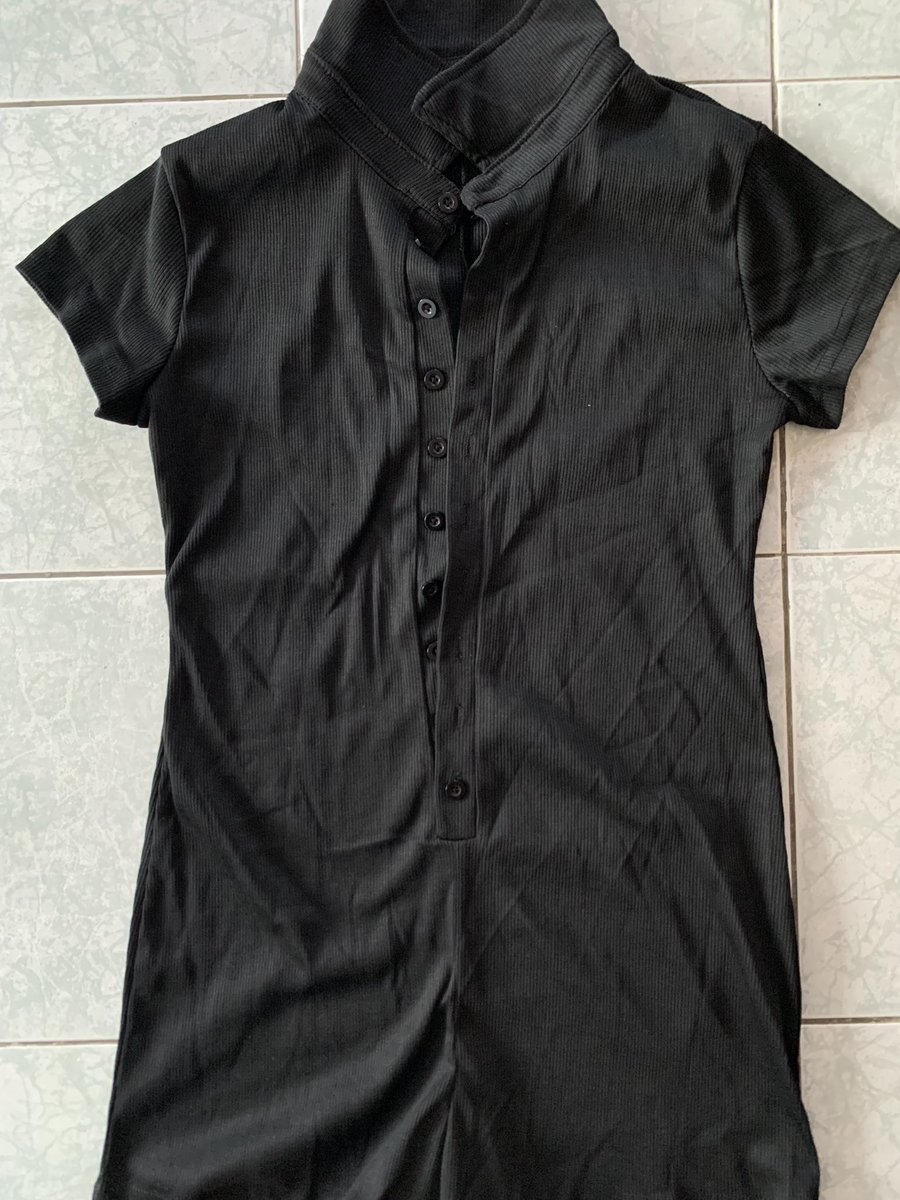 everythingshop0's tweet photo. ส่งต่อจั๊มสูทสีดำ 150 รวมส่ง
ไซส์ M อก 30-36 เอว 25-29 ยาว 38
ของใหม่ค่ะ ซักแล้วลองใส่เฉยๆ 

#ส่งต่อเสื้อผ้า #ส่งต่อเสื้อผ้ามือสอง #ส่งต่อเสื้อผ้ามือสองสภาพดี #ส่งต่อเสื้อผ้าสภาพนางฟ้า #ส่งต่อเสื้อผ้าราคาถูก #โล๊ะตู้เสื้อผ้า https://t.co/k5Cu91a3Dk