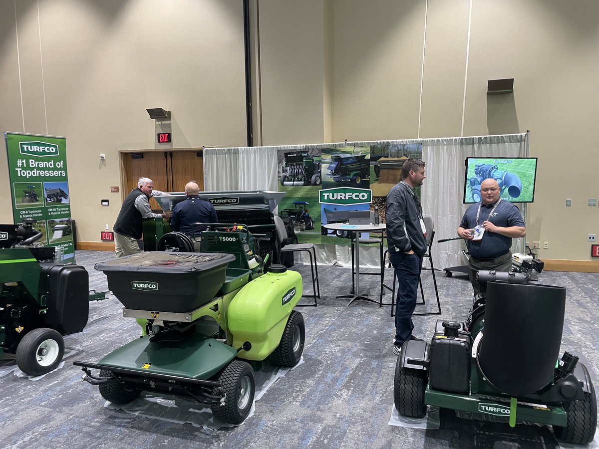 TurfcoGolf's tweet image. Great ⁦@FieldExperts⁩ tradeshow wrapping in Palm Springs!