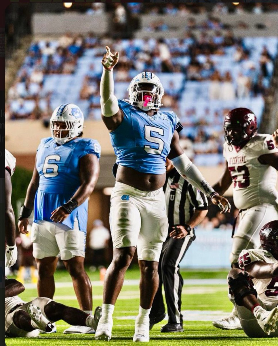 Jos8uaa's tweet photo. #AGTG Extremely blessed to receive a offer from the University of North Carolina #goheels @Belichick_B @UNCFootball @mlombardiuncgm @CoachJOFFRION https://t.co/oHJT10uSxi