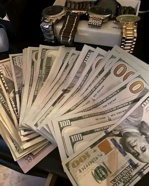 Anna090221's tweet photo. Join the Illuminati this 2025 and your life will be better forever and also be protected. So if you are interested in joining the so you can get your benefits Dm if you are interested 🔺🔺 https://t.co/kjtzQnTr0x