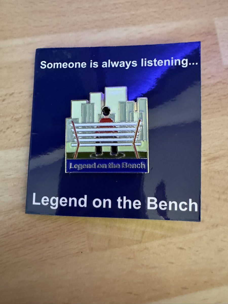 IOWSpursOSC's tweet photo. My @Legend_on_Bench pin badge arrived today, thanks @EastKentSpurs
If you’ve not yet got yourself one, then help this amazing charity out.
#COYS #legendonthebench https://t.co/LyR06ohIAh