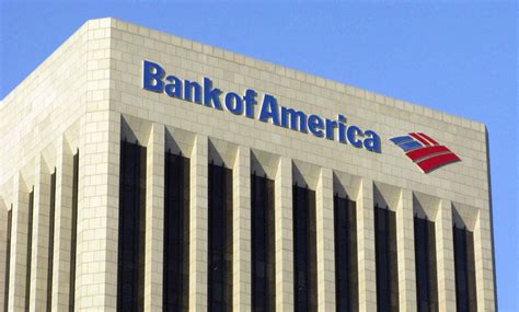 jon_delorraine's tweet photo. 🔴ALERTE INFO

La Commission européenne autorise Thierry Breton à rejoindre Bank of America, malgré une règle imposant un délai de deux ans avant d'occuper un poste lié au lobbying. https://t.co/Or8BEDFbyc
