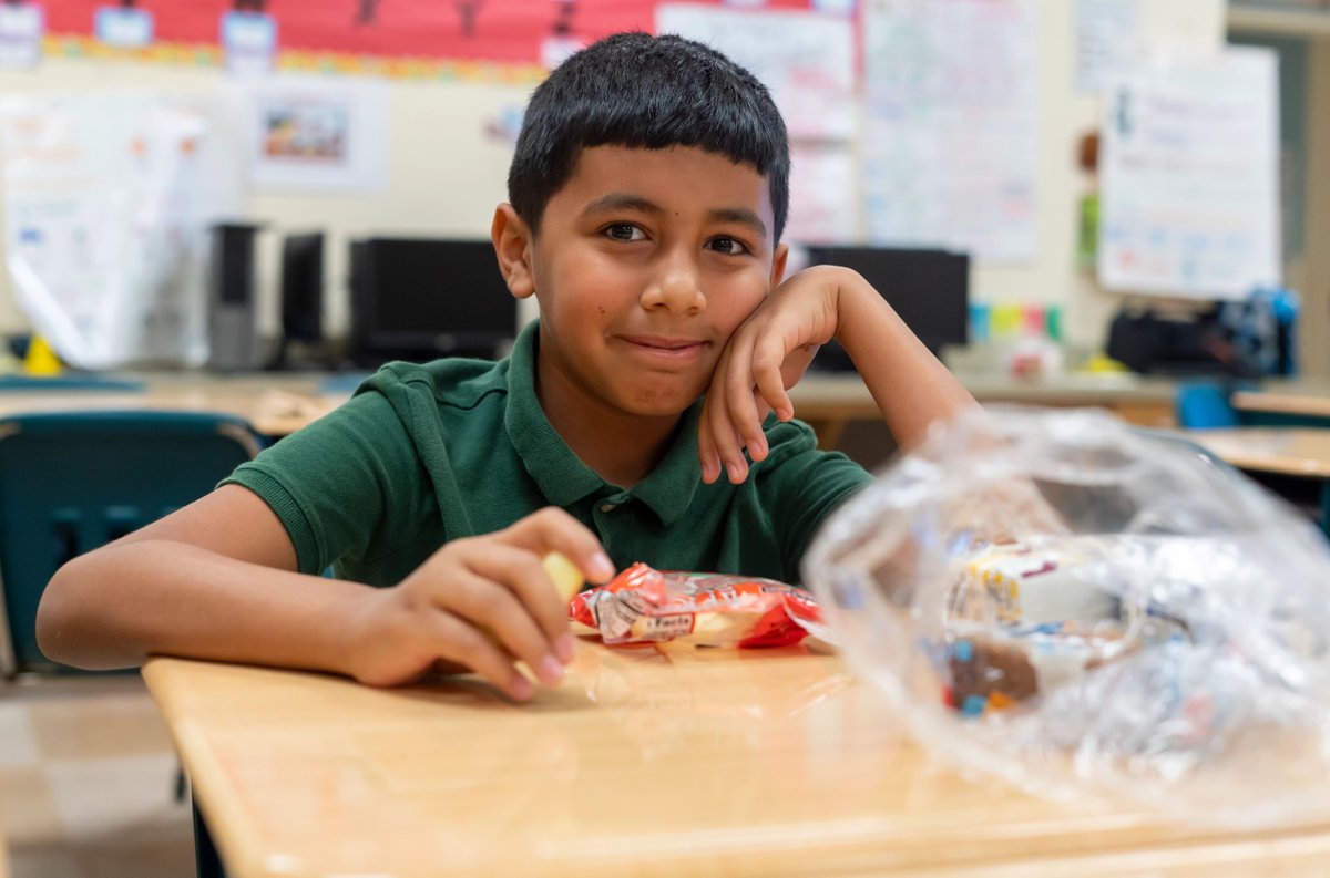 💡 New Resource Alert: Student Involvement in School Breakfast. Learn how to foster student engagement and incorporate youth voices to improve your school breakfast program! This resource includes advice directly from students. 🧡 bit.ly/3WaUxJC