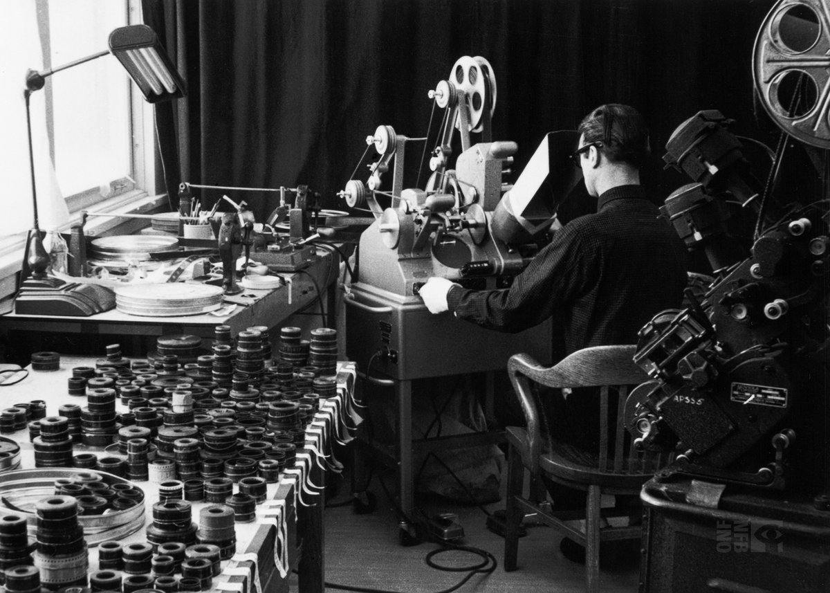 thenfb's tweet photo. How cluttered is your desk? 😅
Film editing isn’t easy! Desktops may have gone digital, but they’re just as messy. In this archival behind-the-scenes shot, famed animator Norman McLaren works on A CHAIRY TALE with the help of a Moviola. 🪑 Stream this 1957 Oscar® nominee is free → https://t.co/CigNVDejfI #NFB #TBT