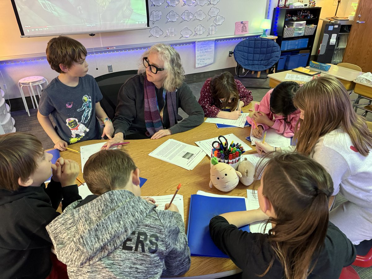 University Elementary tweet media