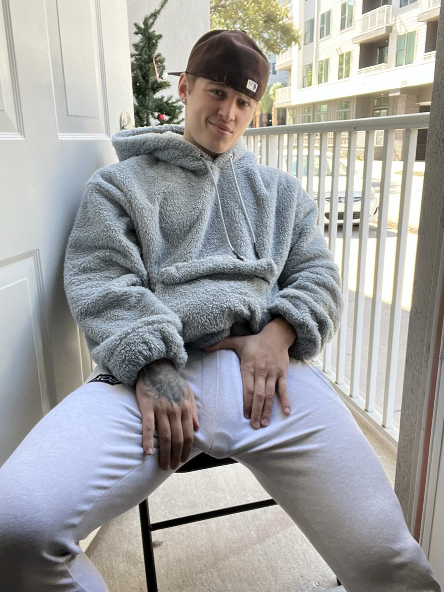 Reply “hi” then Check your DM’s